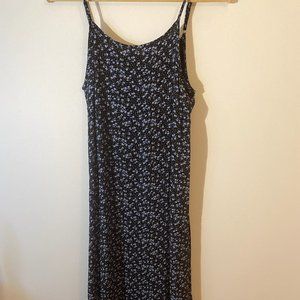 BRANDY MELVILLE BLUE AND BLACK FLORAL CAMI MAXI DRESS